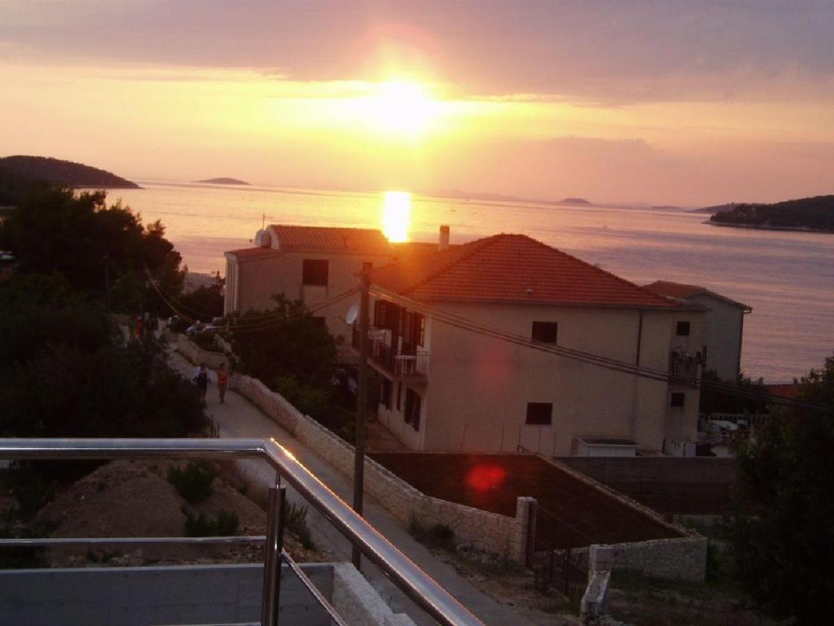 Apartments Ema Razanj Ngoại thất bức ảnh